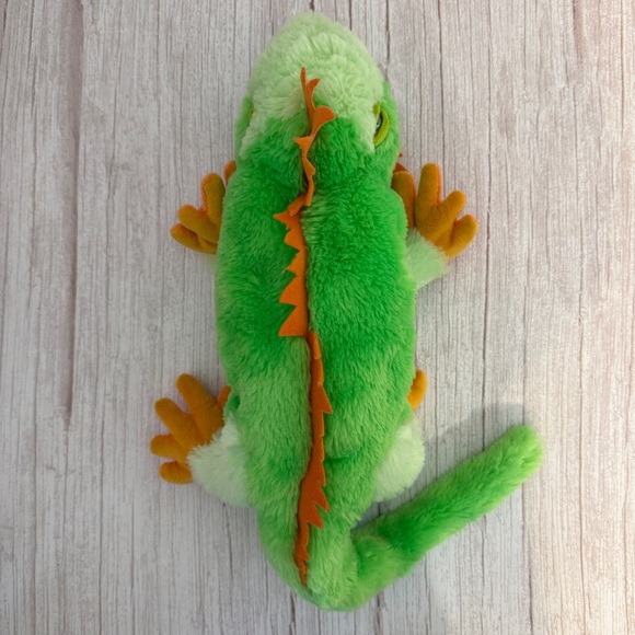 Green Iguana Lizard Hand Puppet Plush Toy The Manhatten Toy Company 2013 - Picture 4 of 11